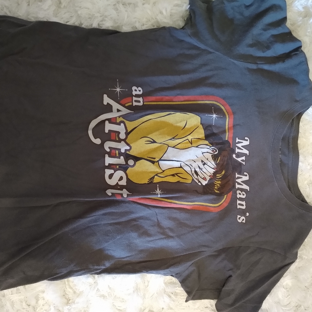 Hot topic novelty tee